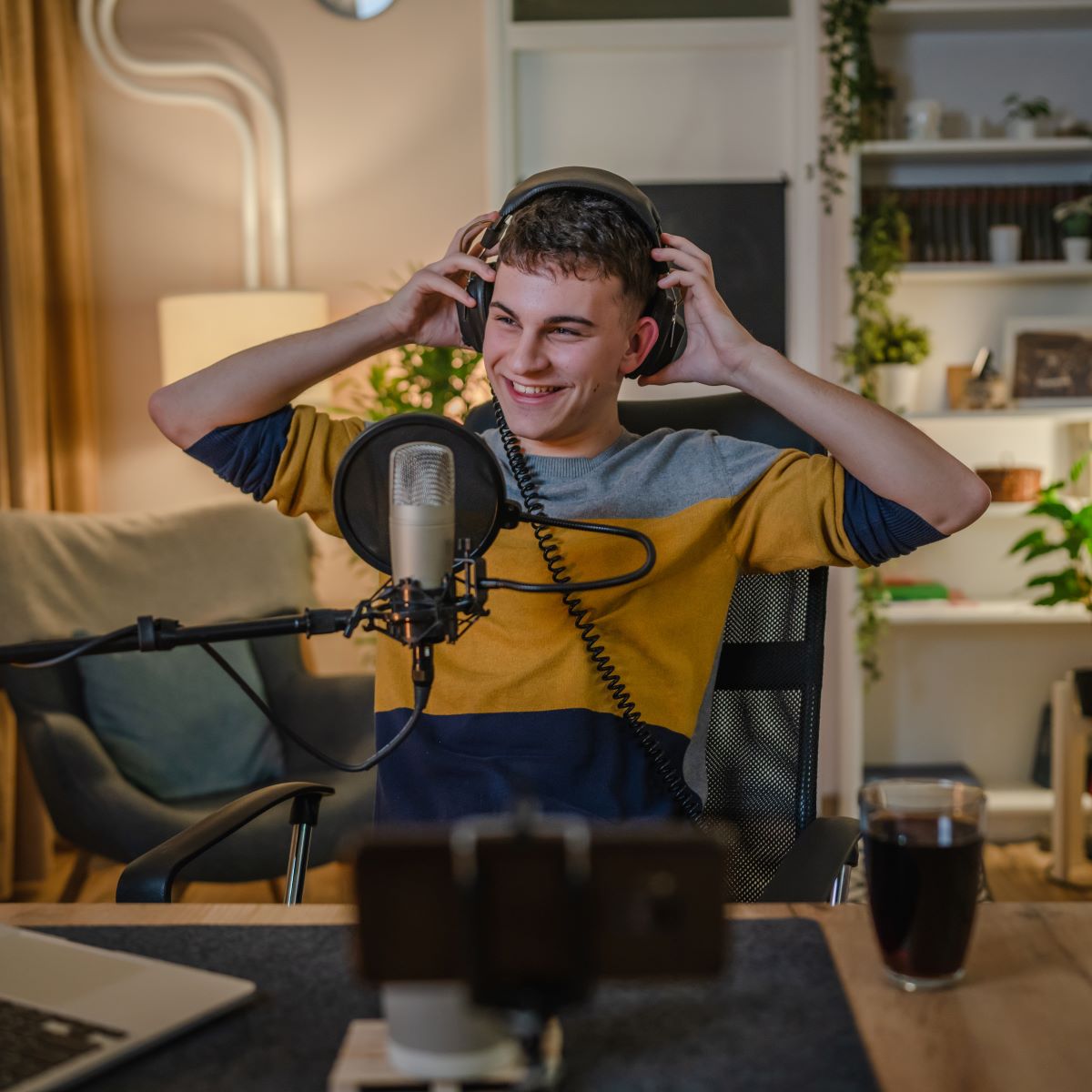 SiteLogic digital marketing courses help content creators market themselves and create into new channels